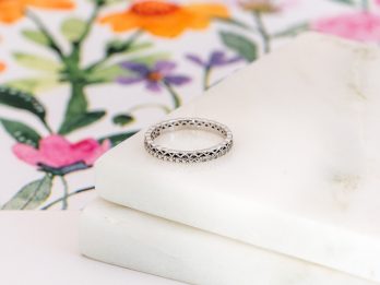 White gold Erika kroon with natural diamonds