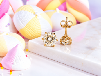 Sugar kisses - Natural Diamond Studs