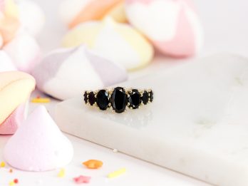 Liquorice Twist - Black Diamond Oval Ring